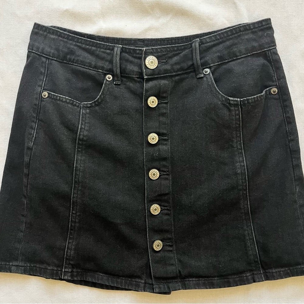American Eagle, black denim mini skirt women’s size 4